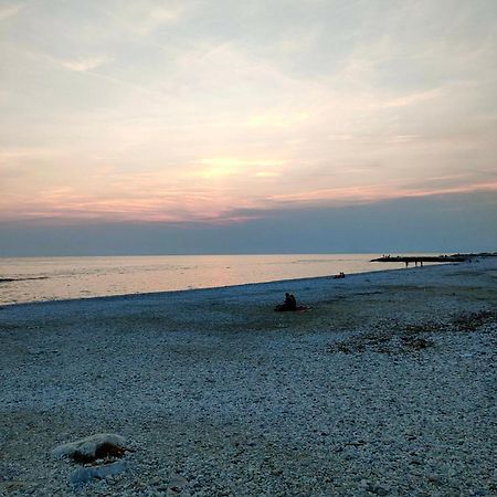 Monopat Hotel Marina Di Pisa Eksteriør billede