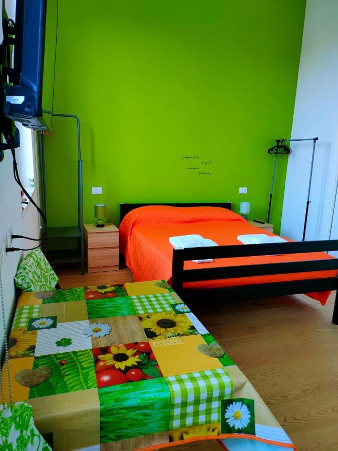 Monopat Hotel Marina Di Pisa Eksteriør billede